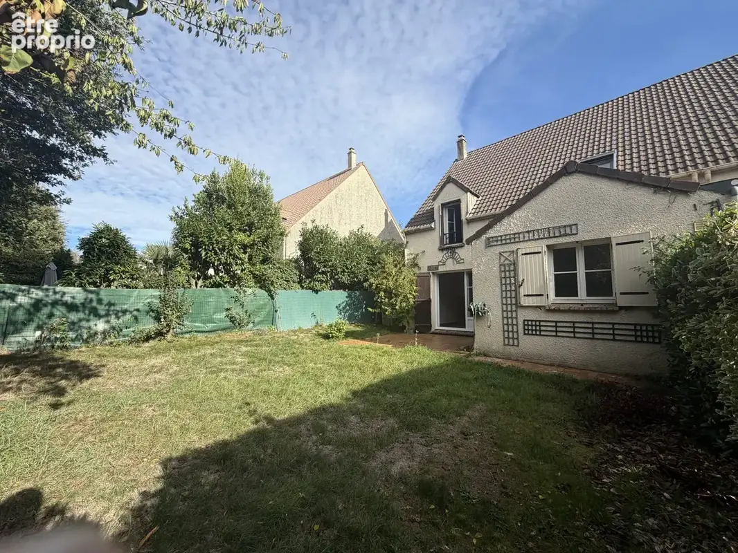 Maison 6 pièces 117 m² à vendre à Bois-D'arcy (78390) - photo 1