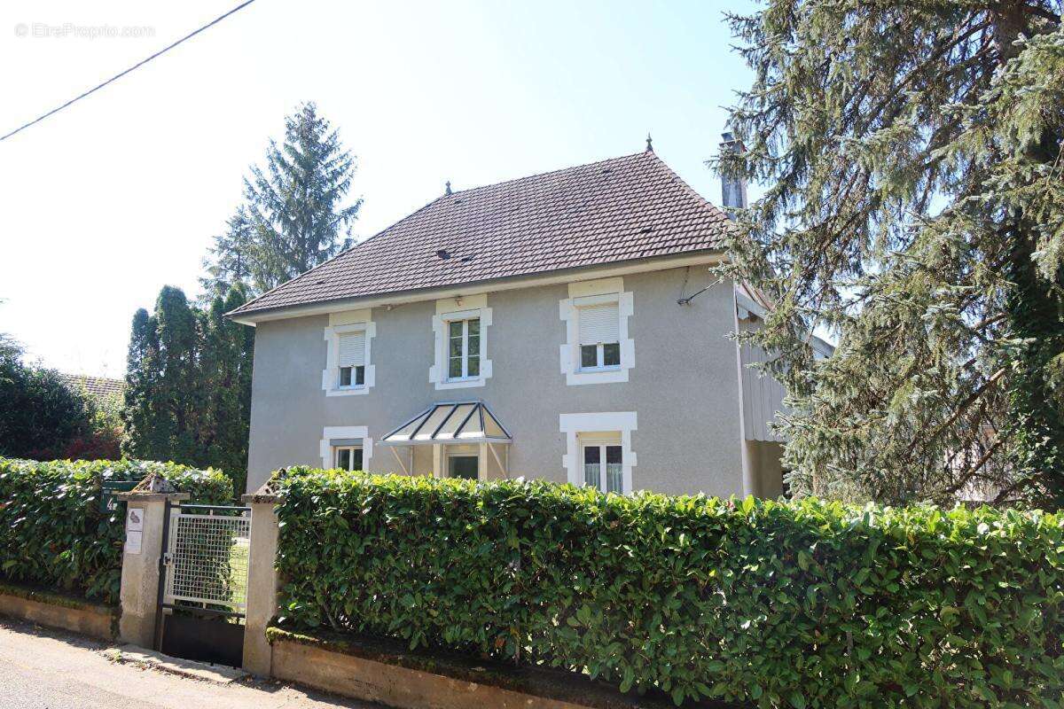 Maison de village Besancon 9 pièce(s) 222 m2 - photo 2