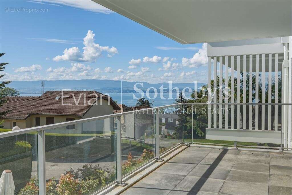 Appartement à EVIAN-LES-BAINS
