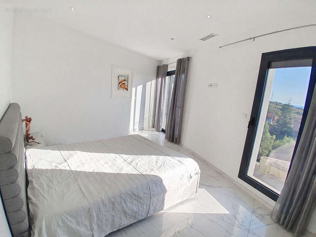 Maison 158 m² à Bastelicaccia  - photo 6