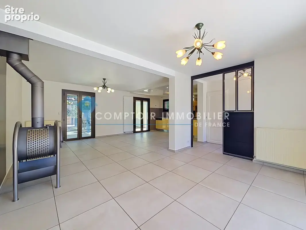 Maison individuelle a vendre - crolles 38920 - agence immobiliere - gresivaudan - 38 - photo 2