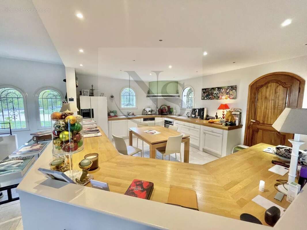 Maison à AIX-EN-PROVENCE