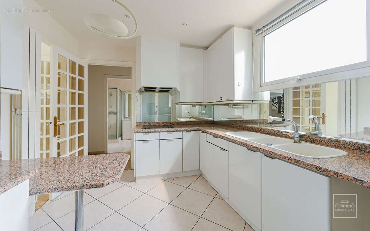 Maison à CHAMPAGNE-AU-MONT-D&#039;OR