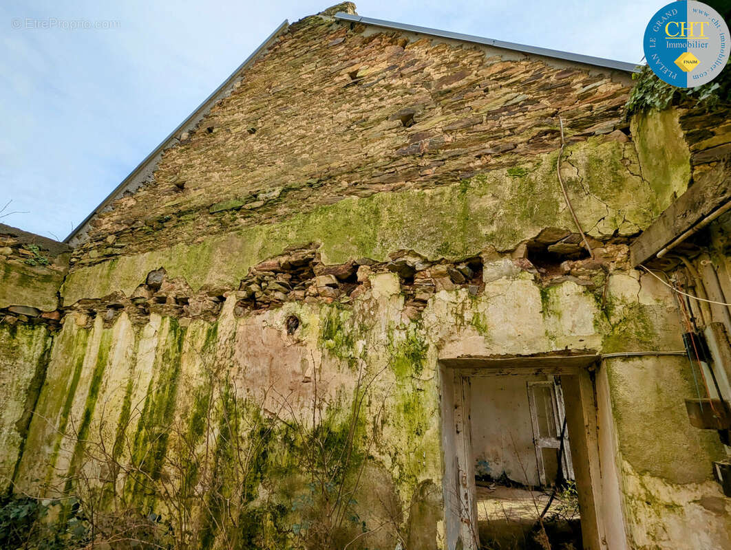 À Tréal, Maison à rénover d'environ 140m2 à acheter 30 100 € - photo 10