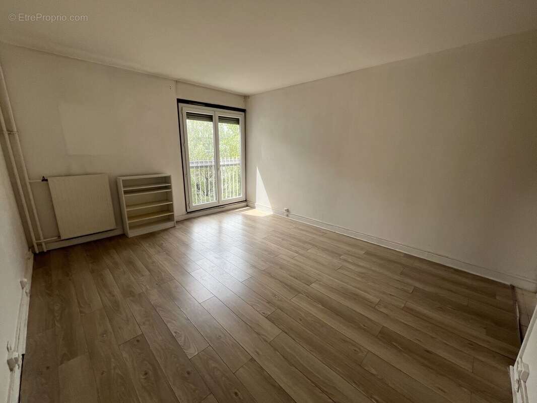 Photo 2 - Appartement à PARIS-19E