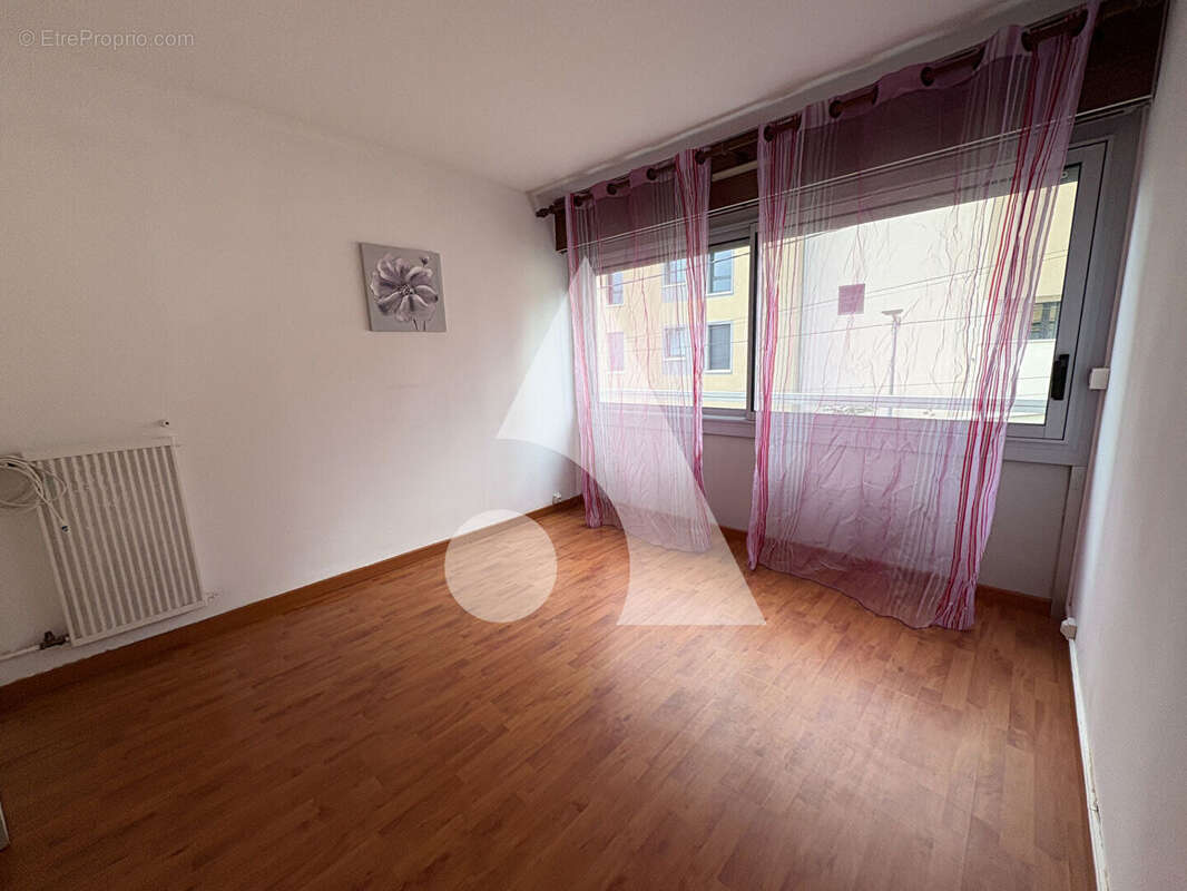 T3 lumineux avec garage et cave à proximité des commodités - photo 8