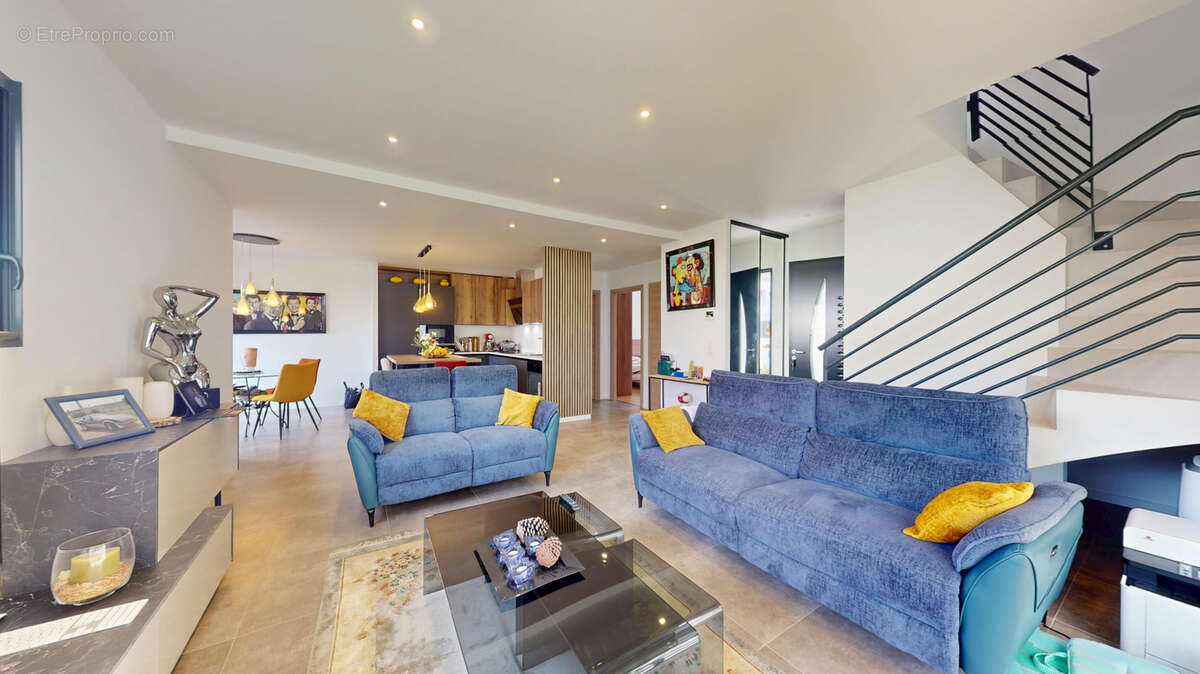 Maison à VAUX-SUR-MER