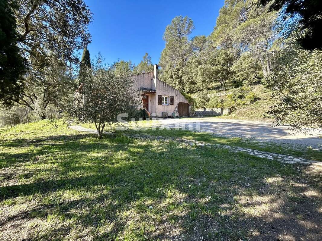 Maison à LORGUES