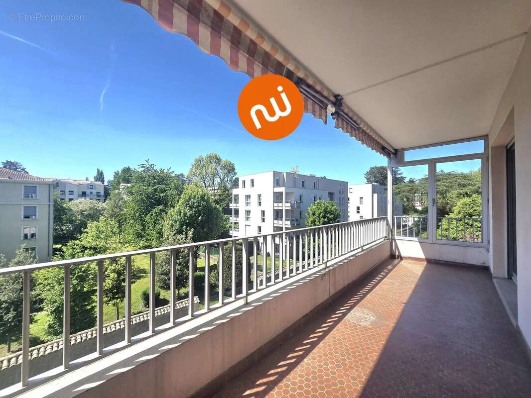 Appartement à TASSIN-LA-DEMI-LUNE