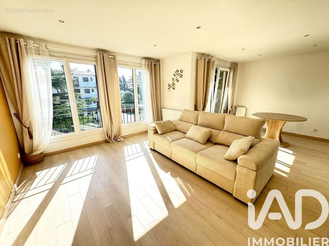 Appartement 67 m² à Montmorency  - photo 6