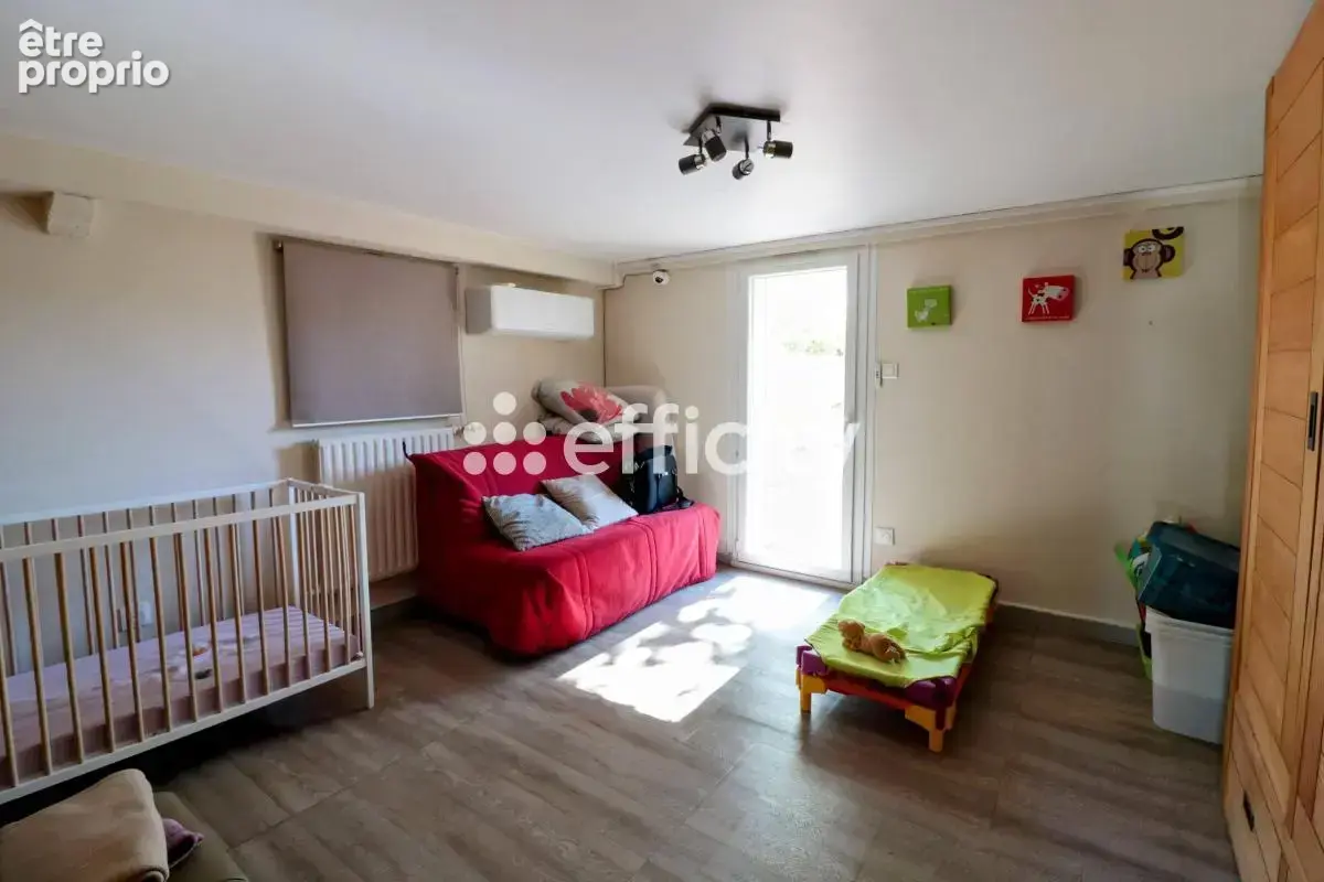 Maison 7 pièces 155 m² à vendre à Chazay-D'azergues (69380) - photo 11