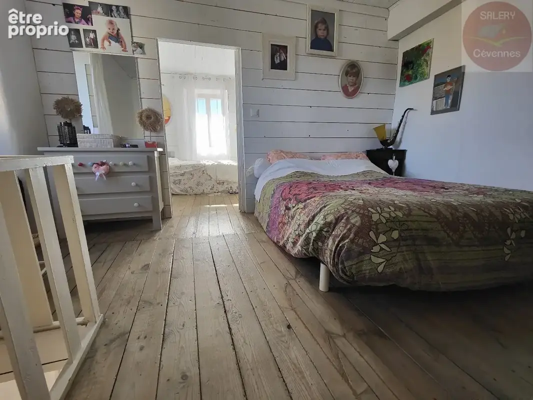 Charmante maison avec dépendances et vue dégagée - photo 7