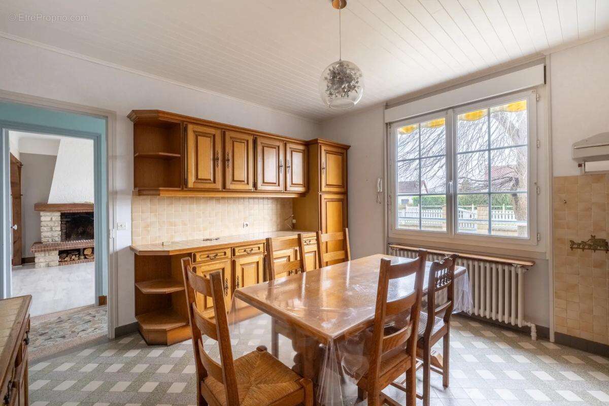 Maison à LA COUTURE-BOUSSEY