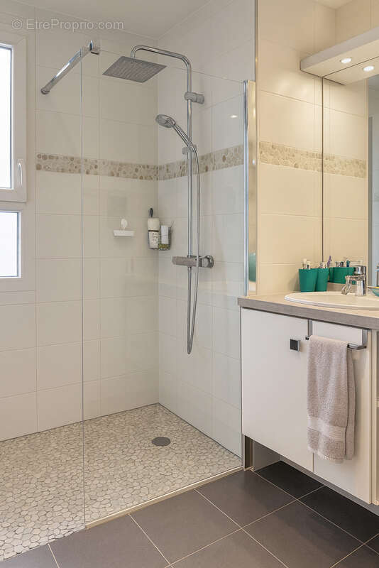 Appartement à LYON-7E