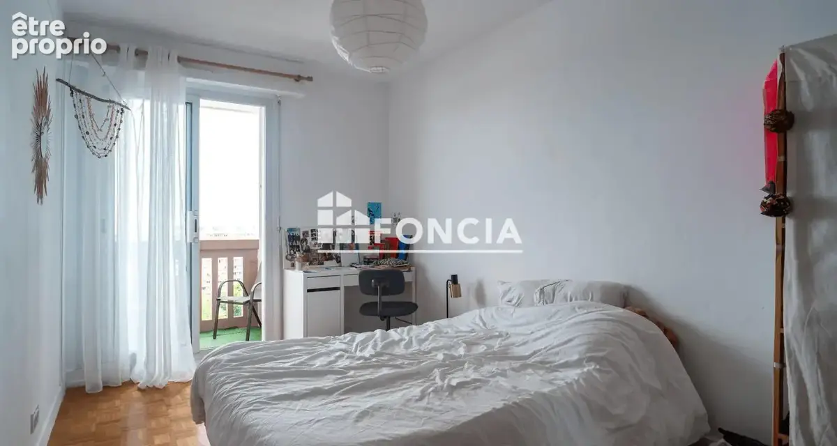 Appartement type 4 à proximité du centre-ville - photo 7