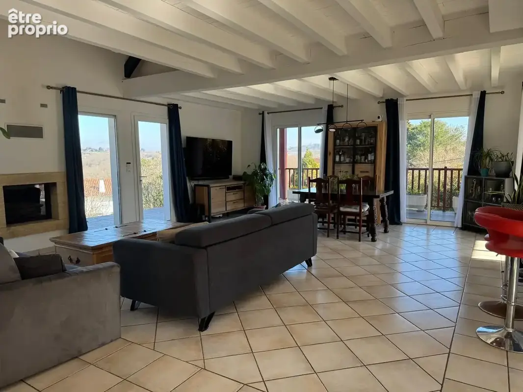 Maison 5 pièces 146 m² à vendre à Villefranque (64990) - photo 2