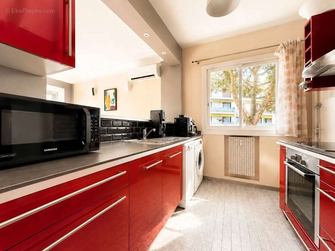 Nice – georges v / libération – 2 pièces avec exterieur et stationnement - photo 9