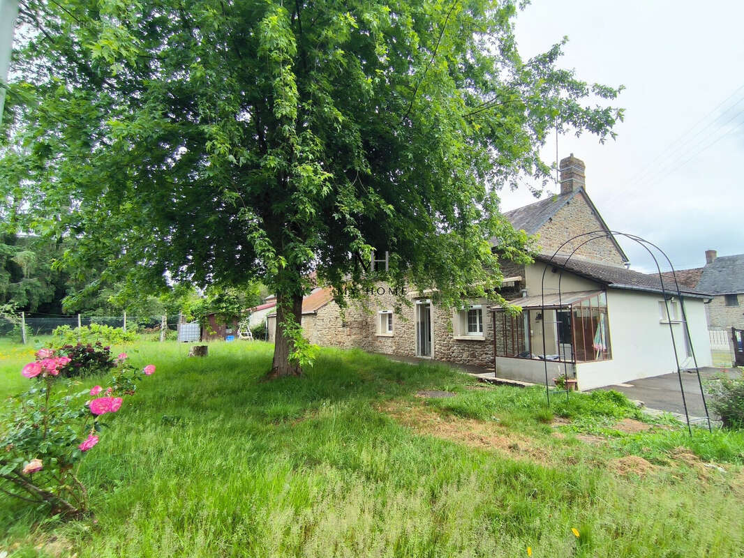 Maison à SAINT-PIERRE-DES-NIDS