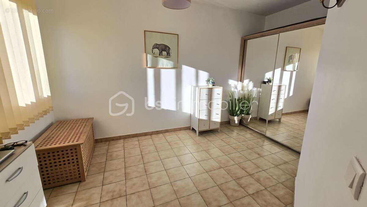 Maison avec piscine et garage - photo 7