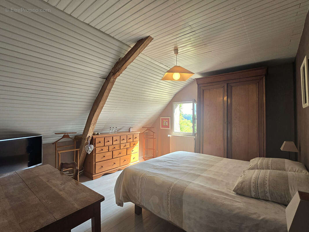 Maison à ETIVAL-LES-LE-MANS