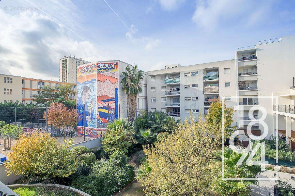 Appartement à MARSEILLE-2E