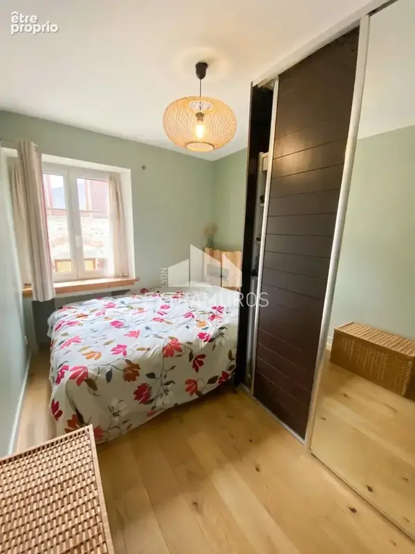 Maison de village entièrement rénovée - Centre village Orliénas - photo 6
