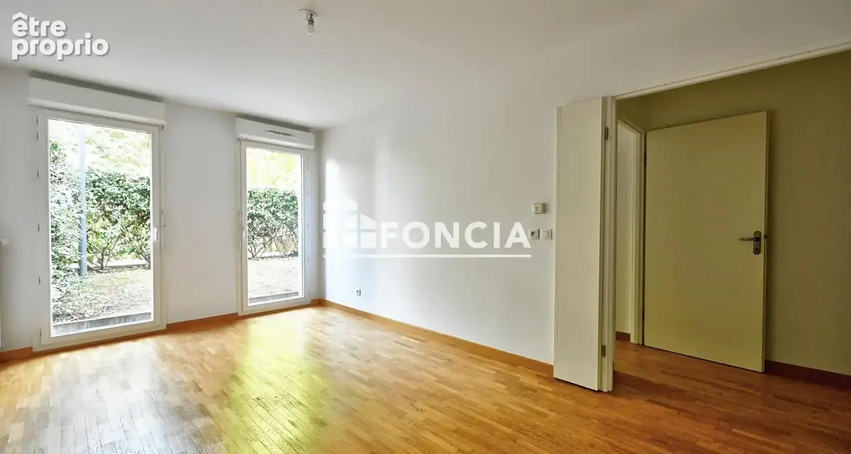 Appartement de 2 pièces avec jardin, proche des commerces et des transports - photo 3