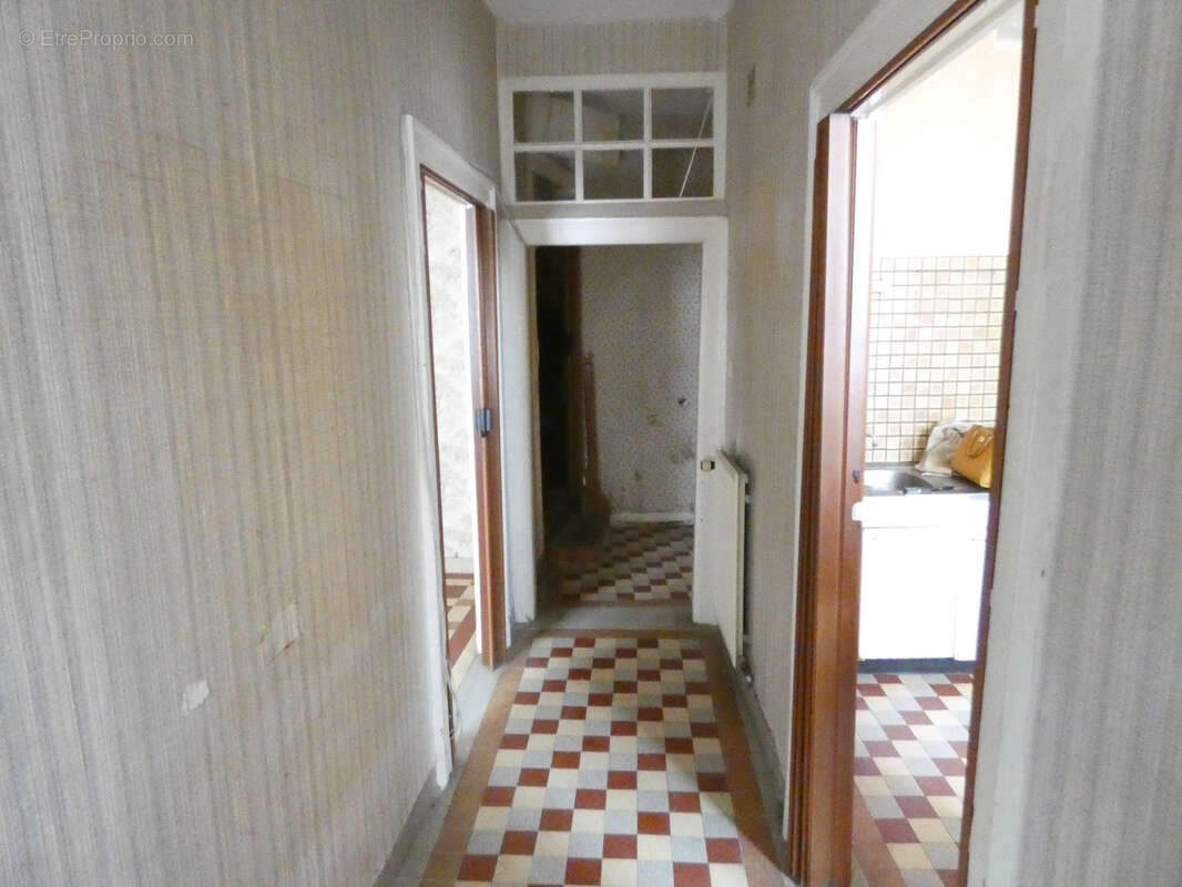 Maison à rénover à Marle - Visite virtuelle - investissement locatif - photo 3