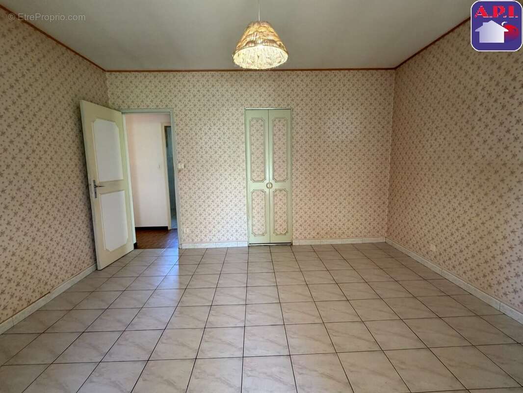 Maison à VERNIOLLE