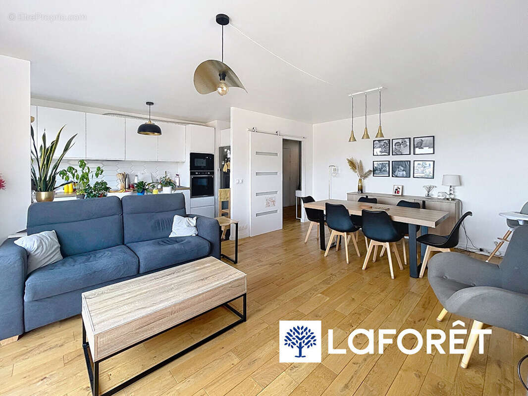 Appartement à VENCE