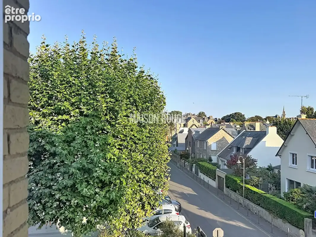 Appartement  Centre Dinard 4 pièces 91M2 au sol - photo 2