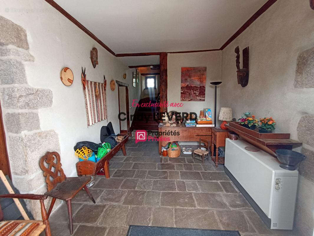 Maison Saint Nicolas Des Bois 9 pièce(s) 223.50 m2 - photo 2