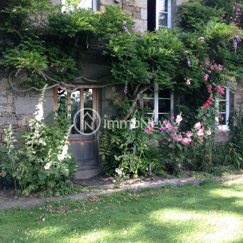 Maison à HOCQUIGNY