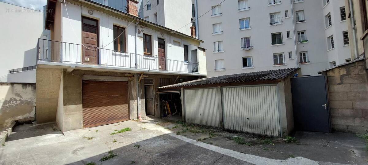 Appartement à VILLEURBANNE