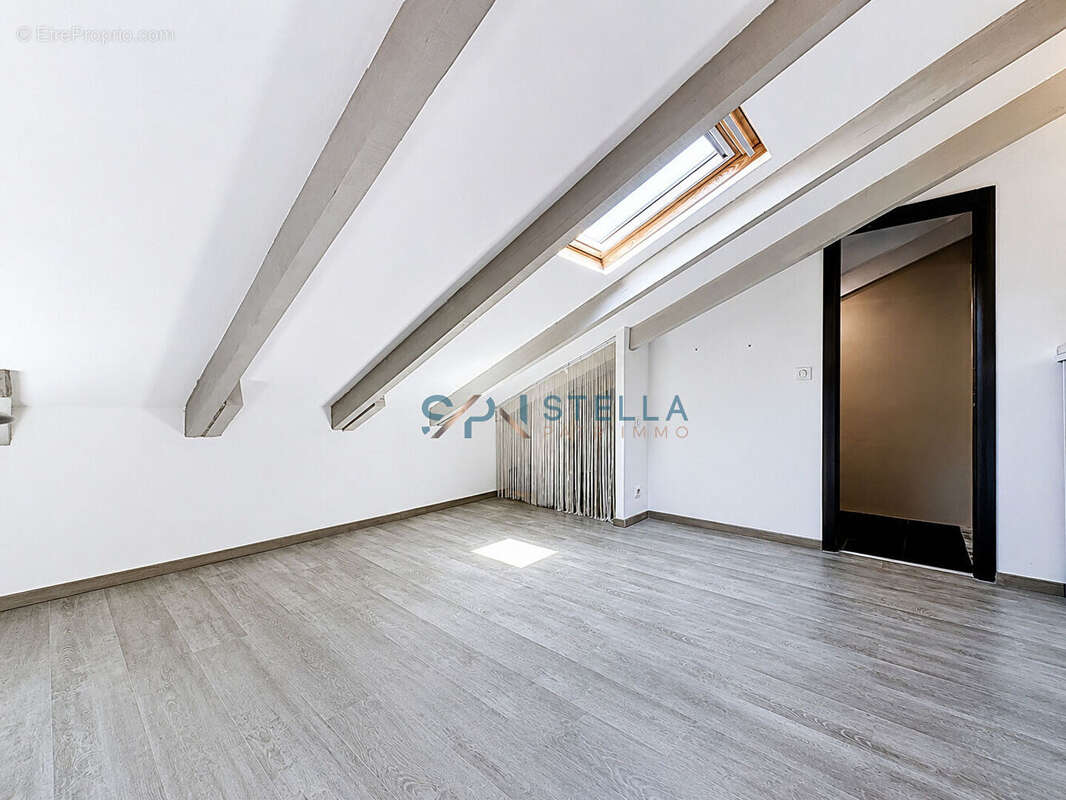 Appartement T2 - Duplex de charme au Milelli - Résidence de standing, vue dégagée - photo 11