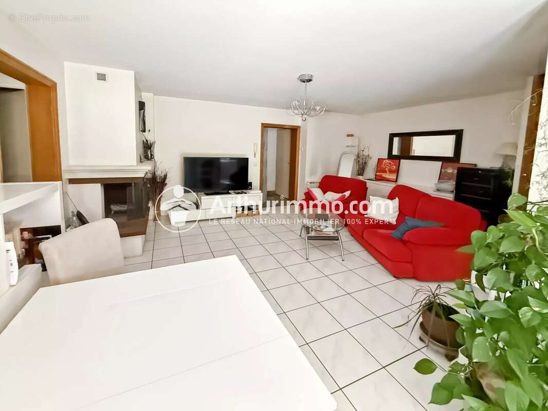 Appartement à SOISY-SUR-SEINE