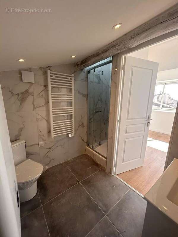 Appartement à VENCE