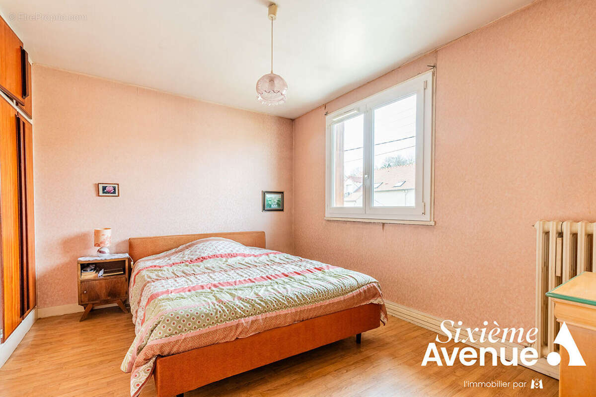 Maison à CHILLY-MAZARIN