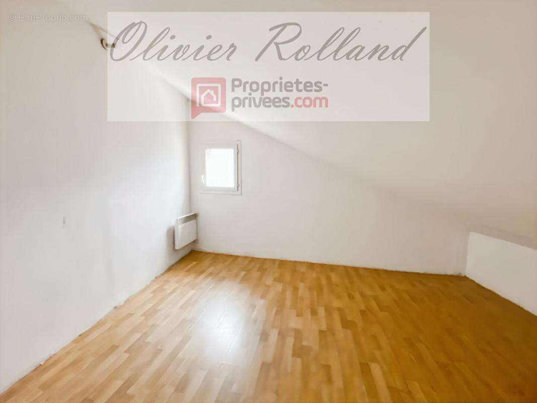 Maison à BEAULIEU-SUR-LAYON