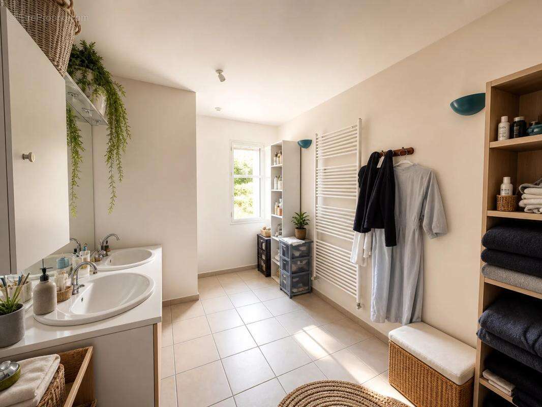 Maison de 4 pièces de 130 m² à Sainte-Eulalie - photo 23