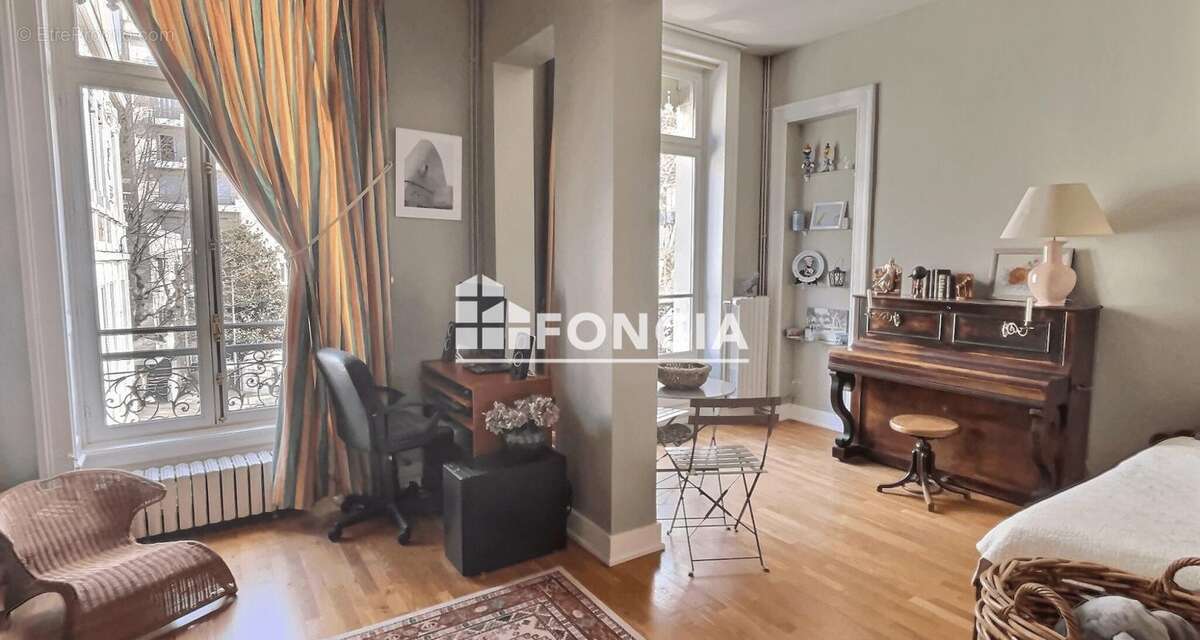 T6 - Appartement centre ville de Vienne-A voir Absolument - photo 8