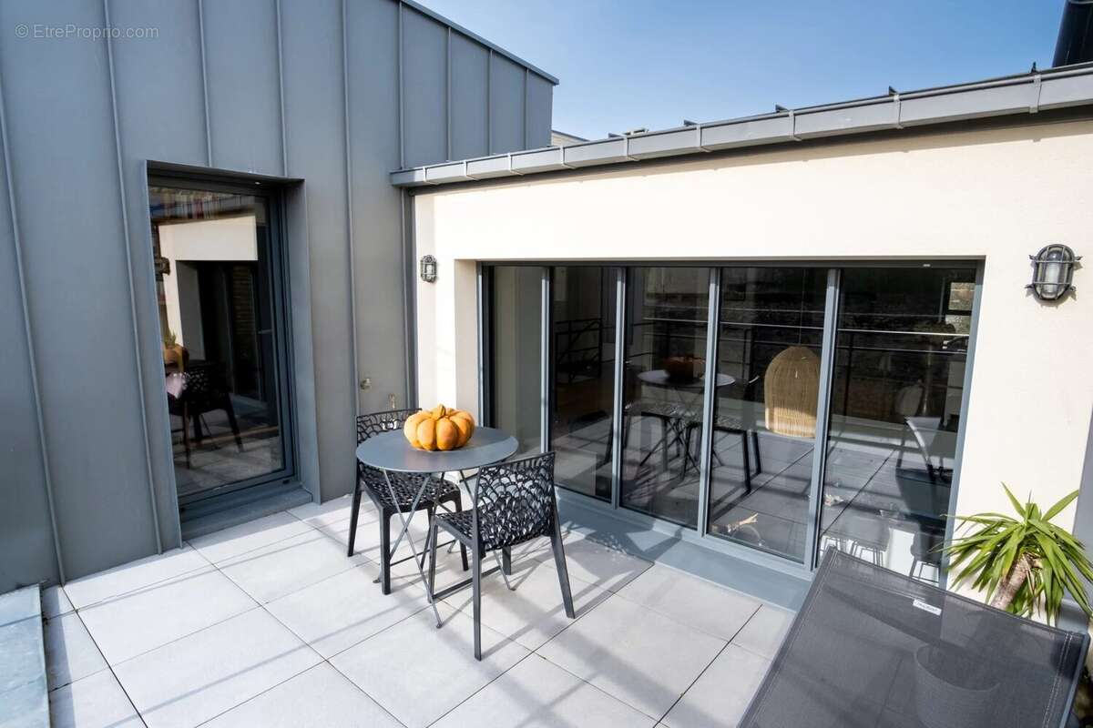 COURSEULLES SUR MER - Loft 107m² avec terrasses et parking - photo 16