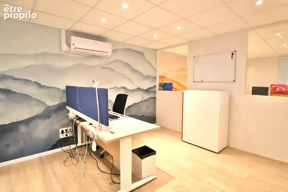 SAINTE-SAVINE Immeuble de bureaux neuf de 385m2, idéal siège social d'entreprise, cabinet comptable ou toutes - photo 5