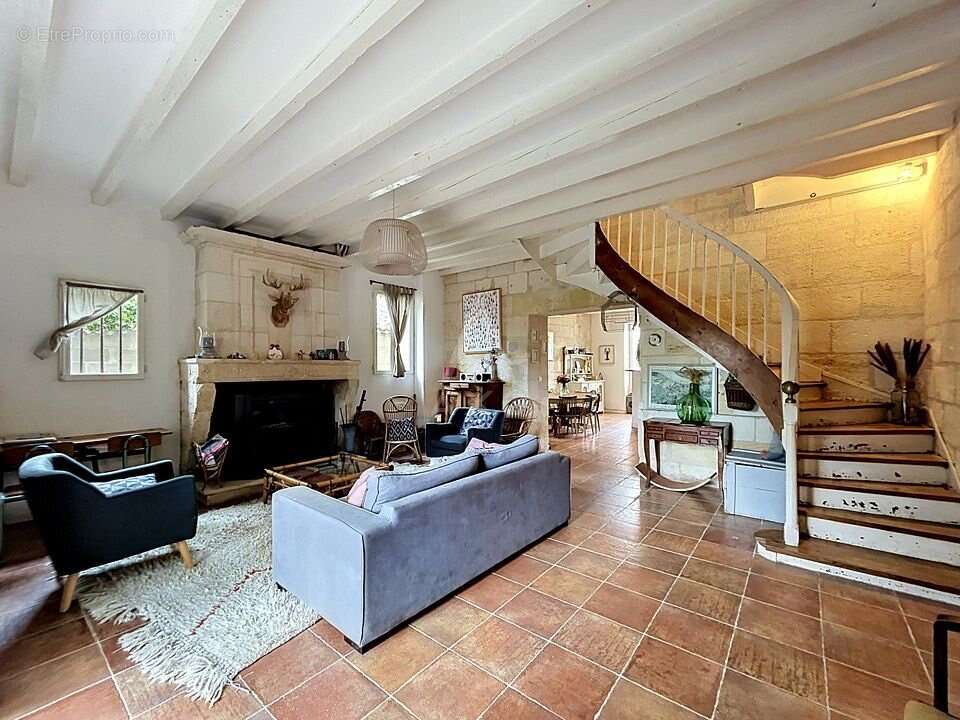 Maison à VAYRES