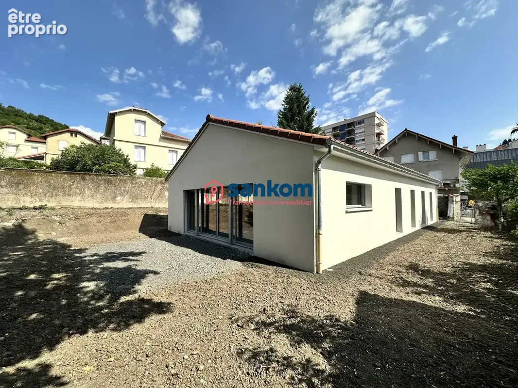 Maison à VALS-PRES-LE-PUY