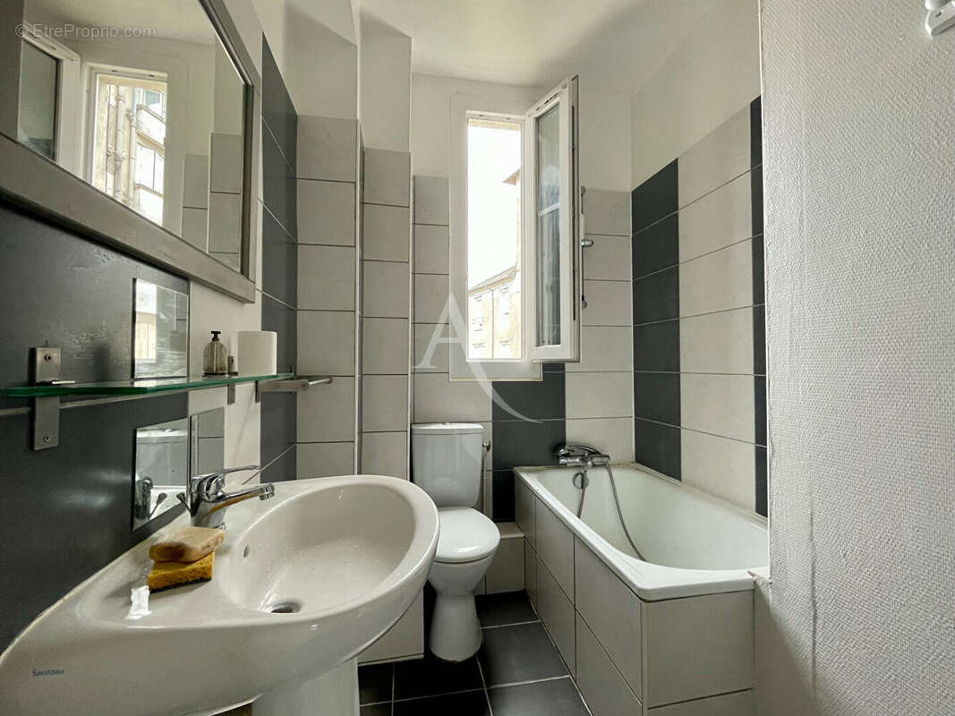 Appartement T3 de 47 m² - Blois (41000)  - Secteur Vienne - photo 9