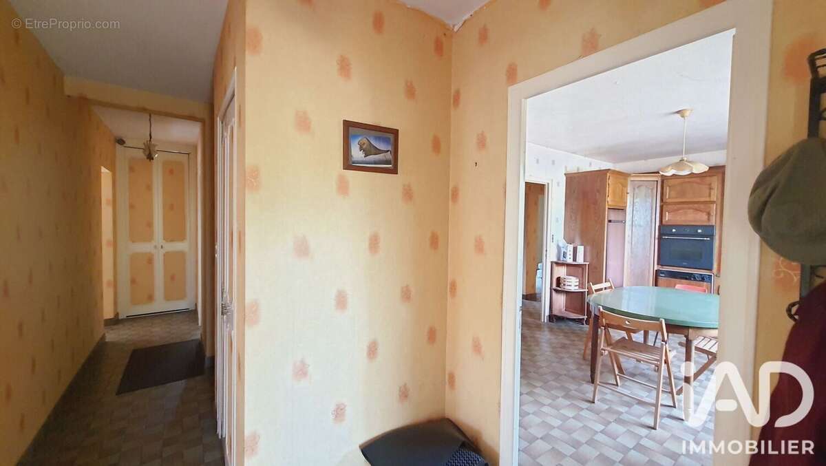 Maison 135 m² à Rimou  - photo 5