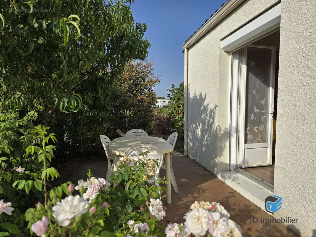 Maison à L&#039;HERBERGEMENT