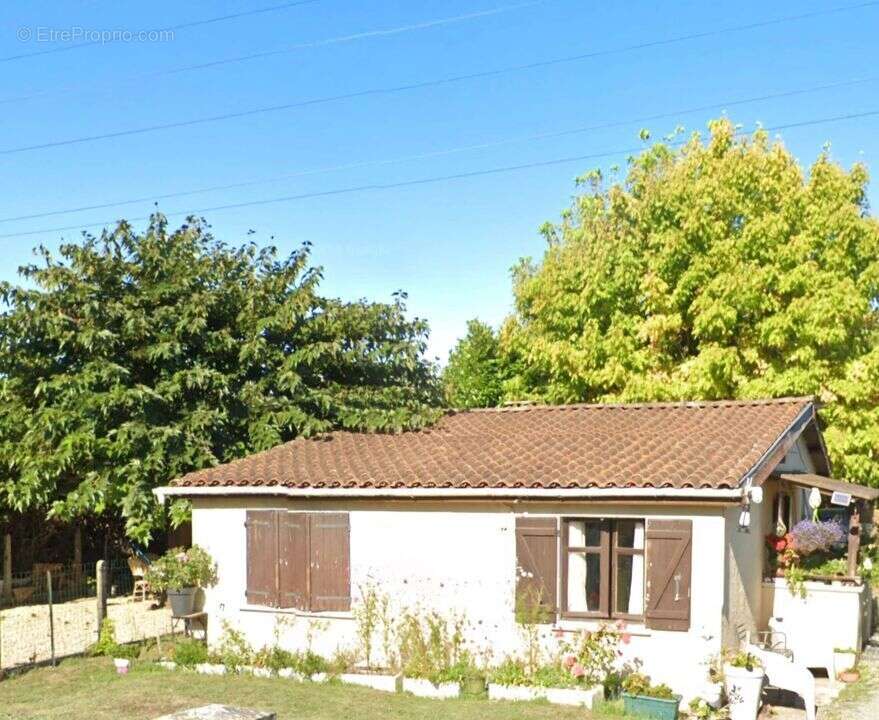EYSINES MAISON T3  A VENDRE  DEUX CHAMBRES TERRAIN 895 m2 - Maison à EYSINES