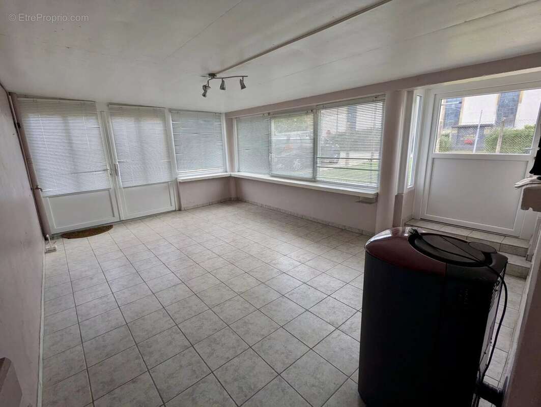 Maison à VAHL-LES-FAULQUEMONT